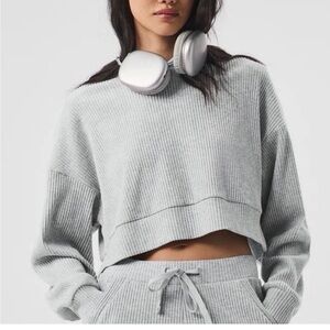 Alo Muse cropped hoodie athletic heather gray